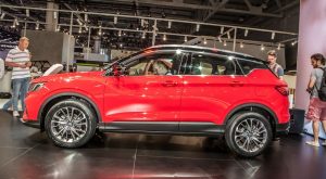 Новейший кроссовер Geely: белорусской сборки не будет, но модель доберется до РФ